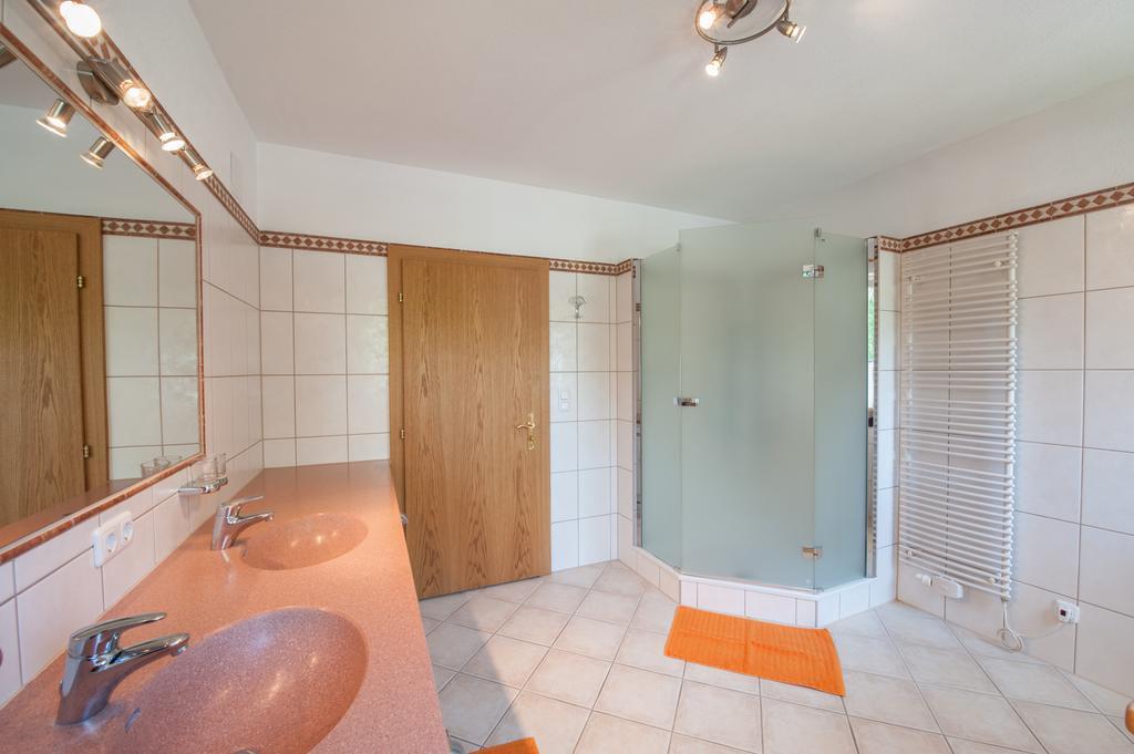 Appartements Al Castagno Ehrwald Exteriör bild