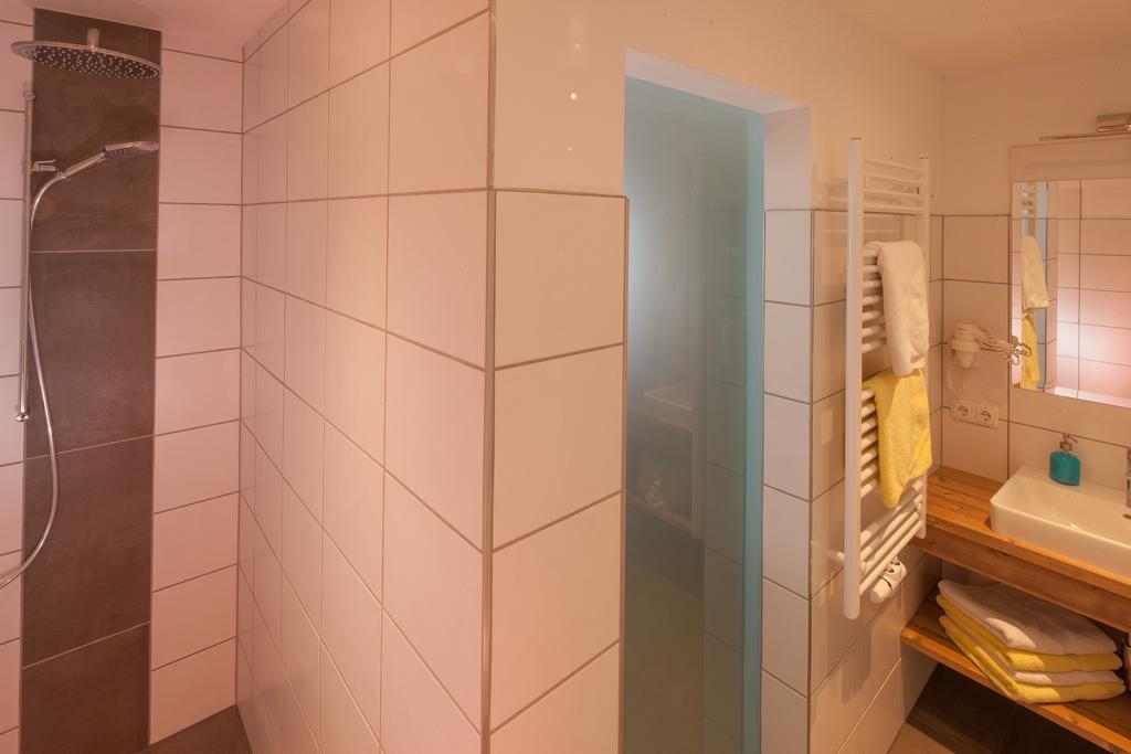 Appartements Al Castagno Ehrwald Exteriör bild